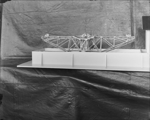 Model of the 50-foot interferometer at Mount Wilson Observatory