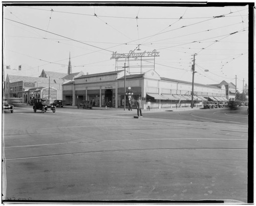 South east corner of Colorado and Los Robles, featuring Myer Siegel Building, Pasadena