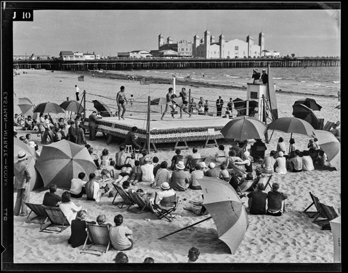 Boxers in boxing ring, Santa Monica Athletic Club