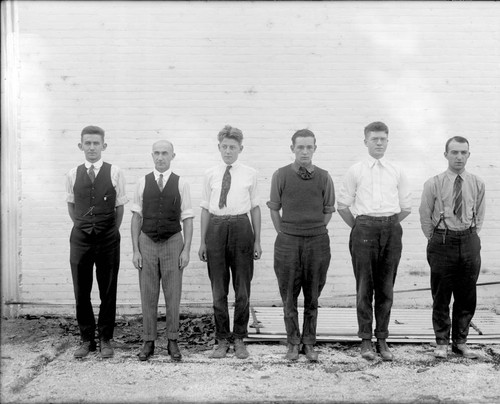 Group photograph of employees at the Mount Wilson Observatory optical shop in Pasadena