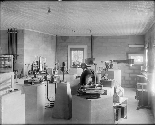 Interior of the physical laboratory at Mount Wilson Observatory