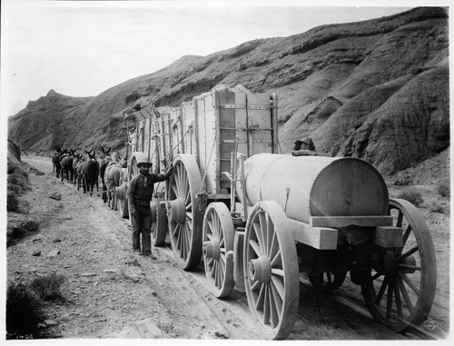 Borax Industry - Team wagons and water tank