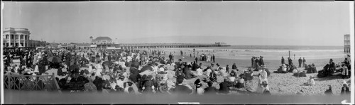 Beach and pier, Long Beach. July 4, 1924