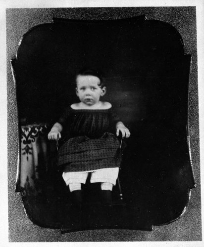 Portrait of Henry E. Huntington under the age of two