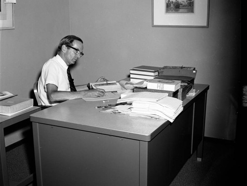 North wing reader's room, 1971