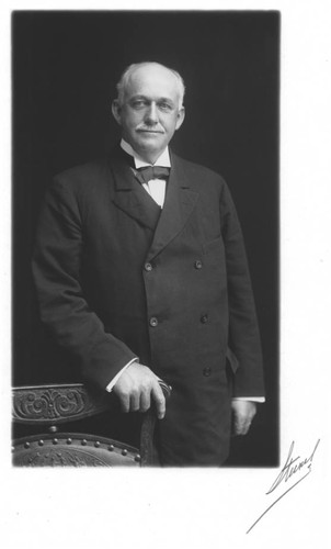 Portrait of Henry E. Huntington, 1907