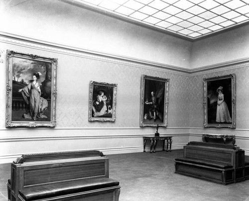Portrait gallery of the Huntington residence