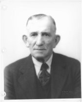 Mr. L. E. Tuttle