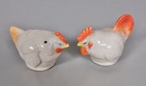 White chickens salt & pepper shakers