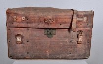 G.M. Yoell's traveling trunk