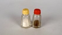 Salt & pepper shakers