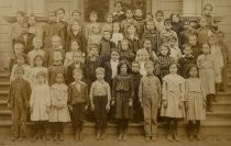 East San Jose School - First Grade class portrait