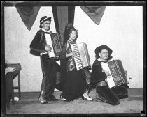 Fiesta de las Rosas accordian players