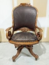 Henry Meade Bland swivel chair