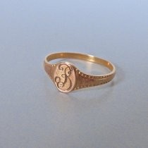 Engraved gold baby ring