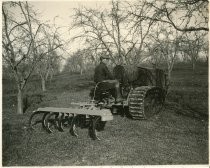 Yuba tractor pulling Knapp Chisel Cultivator, Catalog Photo 87-C