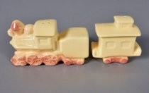 Train salt & pepper shakers