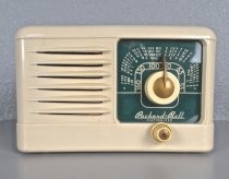 Packard-Bell Model 501 radio