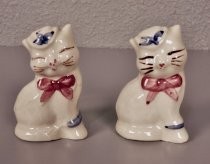 Cats in hats salt & pepper shakers