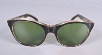 Green lenses sunglasses