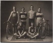 Garden City Wheelmen group portrait