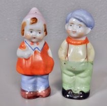 Figurines salt & pepper shakers