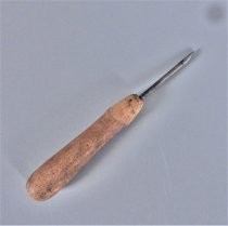 Leather working tool