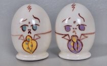 Sad-faced eggs salt & pepper shakers