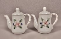 Coffeepots salt & pepper shakers