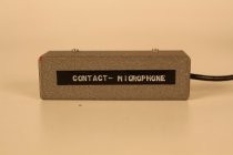 Contact microphone