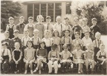 Gardner School class portrait. c. 1940