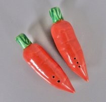 Carrots salt & pepper shakers