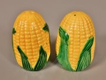 Ears of corn salt & pepper shakers