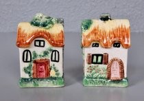 Houses salt & pepper shakers