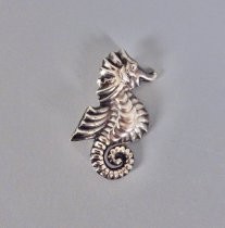 Seahorse brooch