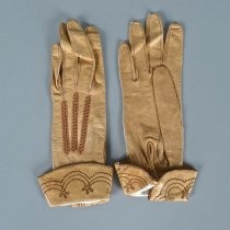 Kid leather gloves with cuffs