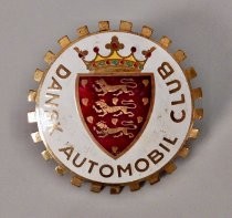 Dansk Automobil Club badge