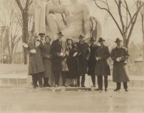 Lee de Forest with Mary Mayo and group of people, Barre, Vermont