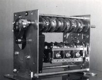 Mechanism for Galvin Manufacturing/Motorola clock-radio