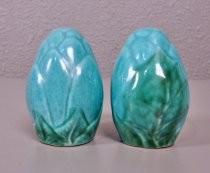 Artichokes salt & pepper shakers