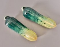 Cucumbers salt & pepper shakers