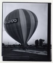 KLOK radio promotion, Valley Fair Shopping Center