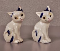 Sad cats salt & pepper shakers