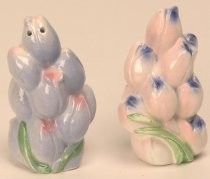 Tulip salt & pepper shakers