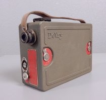 DeVry 16mm camera