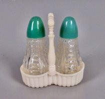 Salt & pepper shakers