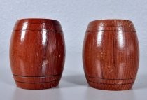 Barrels salt & pepper shakers