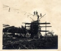 Construction of Federal Telegraph Company tower