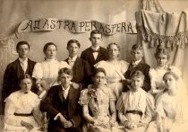 Willow Glen Public School Class of 1897