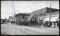 1910 Carnival of Roses